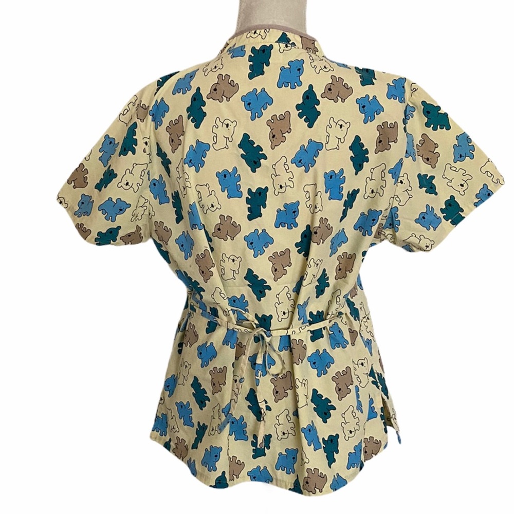 Dynasty Uniforms Bear Print Uniform Top sz M - Picture 2 of 6
